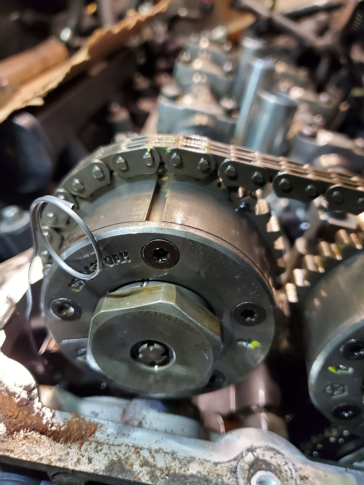 Cam phaser replacement on a Pentastar 3.6